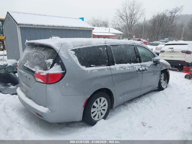 2C4RC1AG7JR104850 Chrysler PACIFICA L