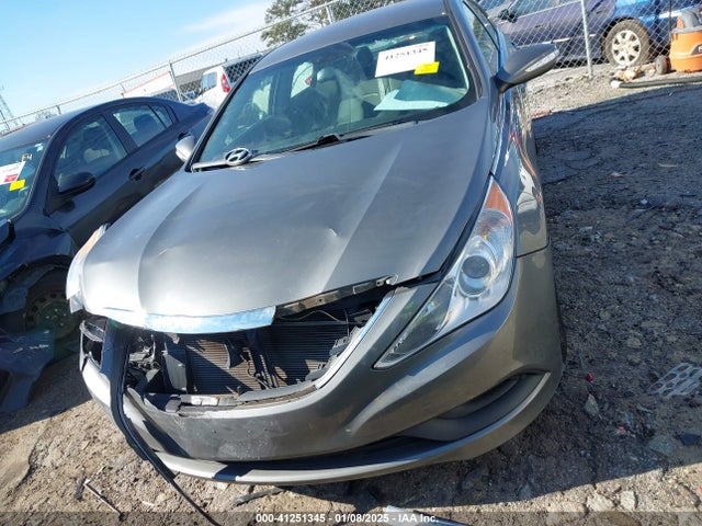 5NPEB4ACXEH935617 Hyundai SONATA GLS