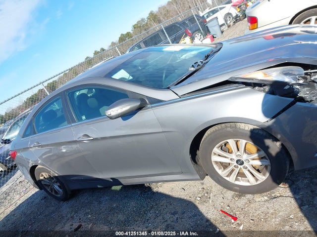 5NPEB4ACXEH935617 Hyundai SONATA GLS