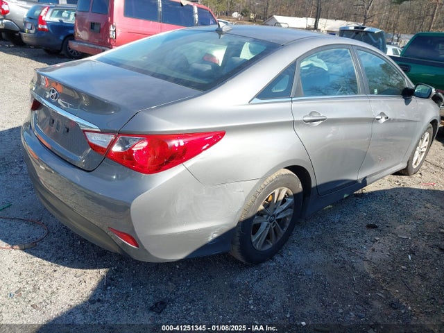 5NPEB4ACXEH935617 Hyundai SONATA GLS