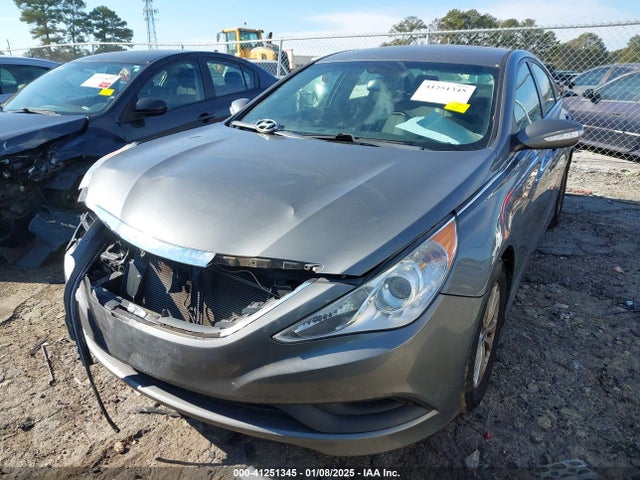 5NPEB4ACXEH935617 Hyundai SONATA GLS