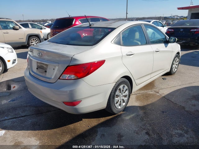 Hyundai ACCENT SE 2016 KMHCT4AEXGU955490 Image 4