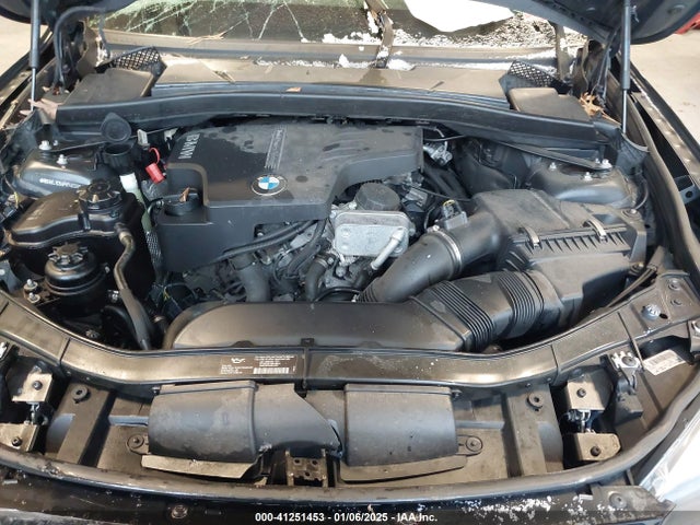 WBAVL1C54FVY40298 BMW X1 Xdrive28i