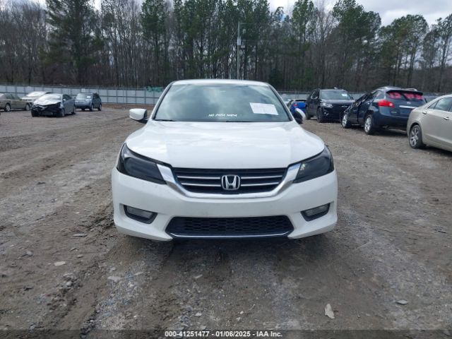 1HGCR2F52FA206944 Honda Accord Sport