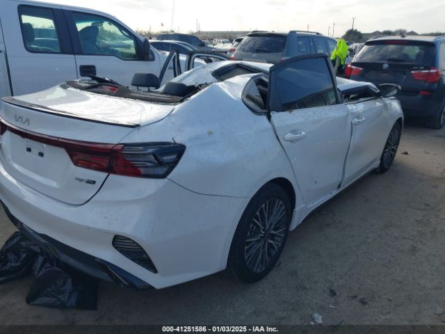 3KPF54AD9RE804192 KIA Forte Gt-line