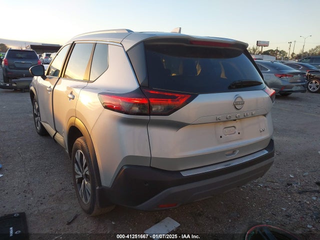5N1BT3BA8PC892770 Nissan Rogue Sv Fwd