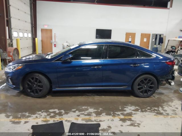 5NPE34AB0JH647300 Hyundai Sonata Sport 2.0t