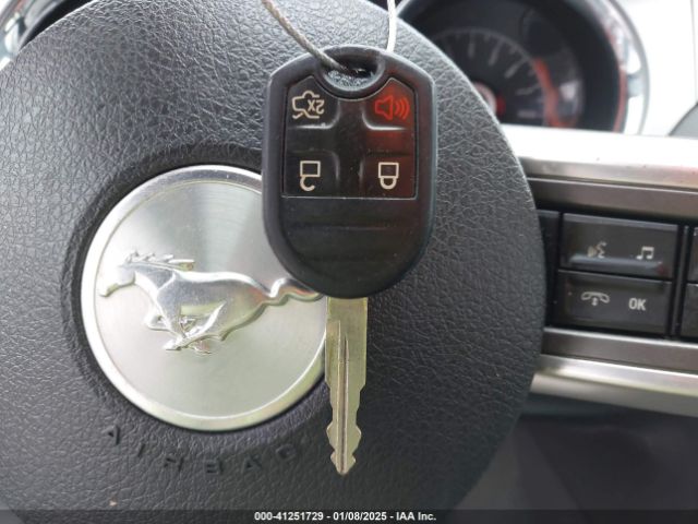 1ZVBP8AM9E5228820 Ford Mustang V6 Premium