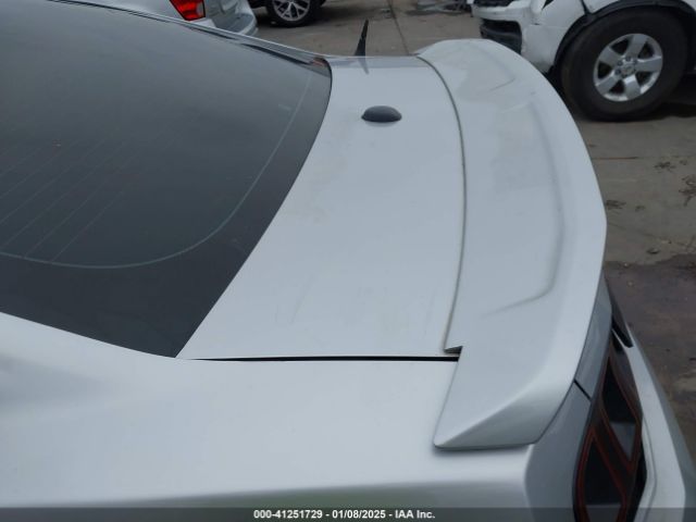 1ZVBP8AM9E5228820 Ford Mustang V6 Premium