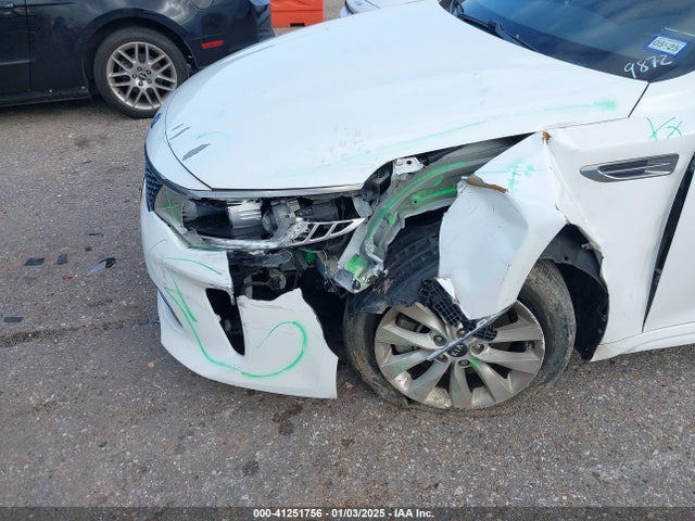 KIA OPTIMA EX 2018 5XXGU4L34JG209872 Image 6