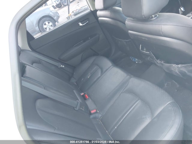 KIA OPTIMA EX 2018 5XXGU4L34JG209872 Image 8