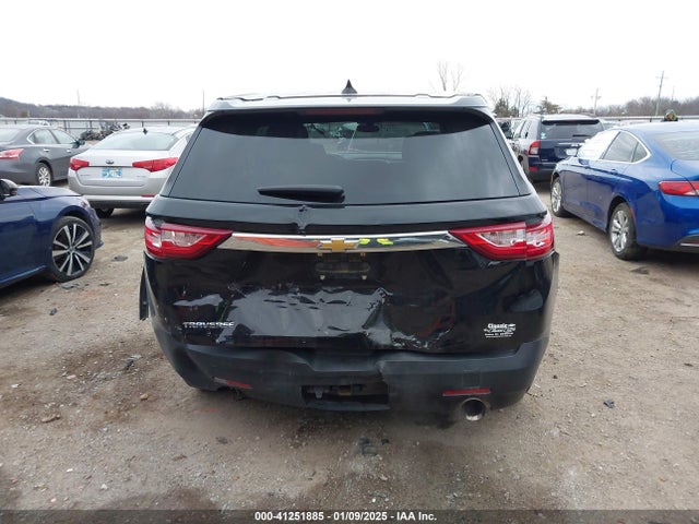 Chevrolet Traverse Ls 2018 1GNERFKW1JJ265738 Image 16