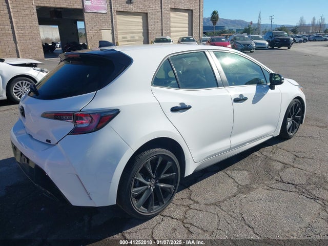 Toyota Corolla Se Nightshade Edition 2021 JTND4MBE6M3125784 Image 4