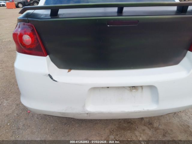 1C3CDZAB8EN154590 Dodge AVENGER SE
