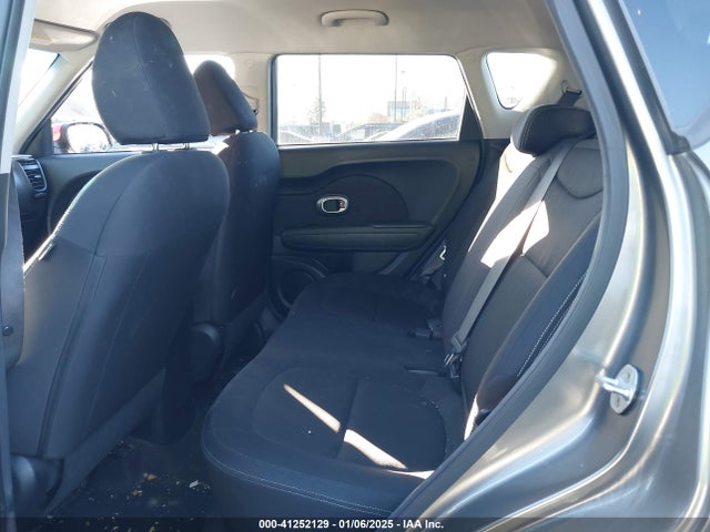 KNDJN2A22F7134106 KIA Soul