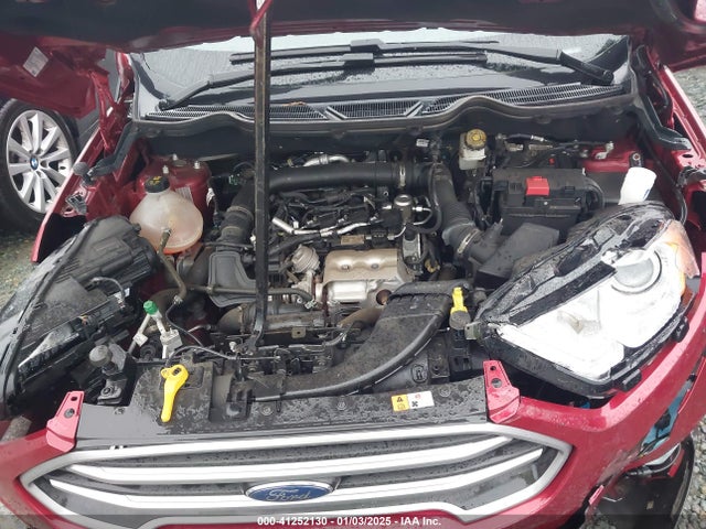 MAJ3P1TE3JC215299 Ford Ecosport Se