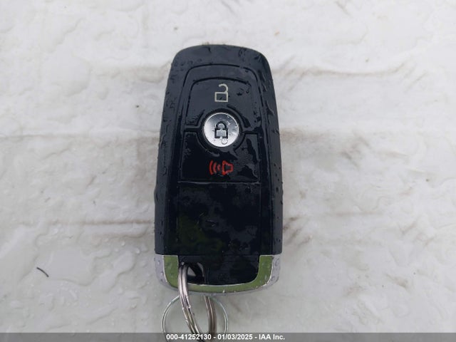 MAJ3P1TE3JC215299 Ford Ecosport Se