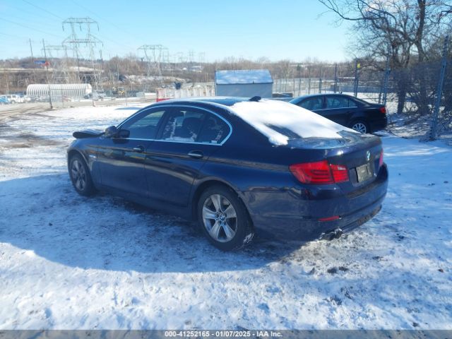 2012 BMW 528I WBAXH5C5XCDW03916 Photo 2