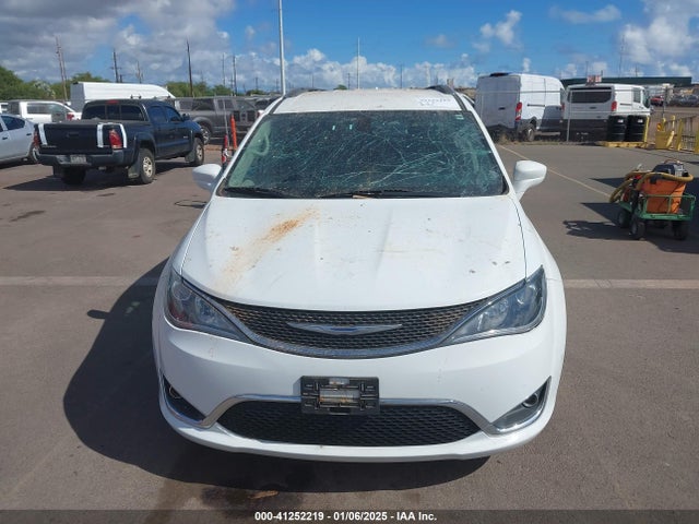 Chrysler Pacifica Touring L 2018 2C4RC1BG1JR185858 Image 12