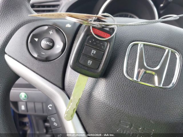 3HGGK5H46JM727379 Honda FIT LX