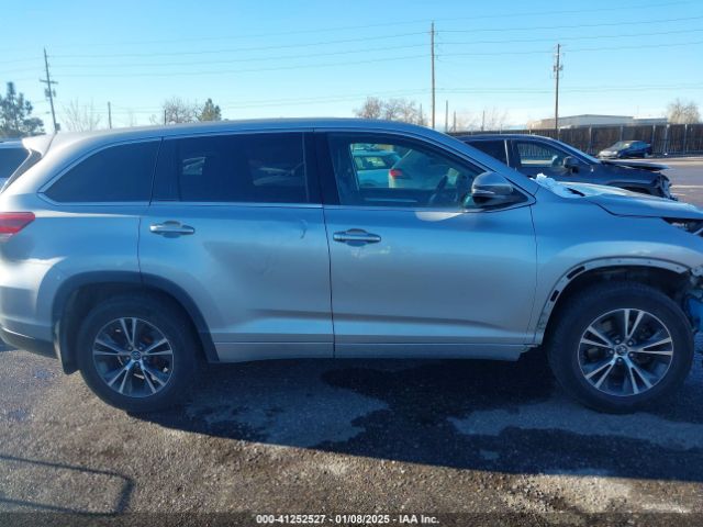 5TDBZRFH7JS496624 Toyota Highlander Le