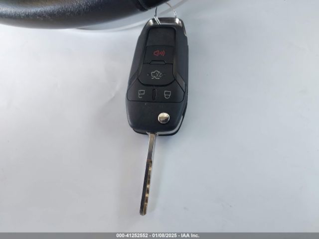3FA6P0PU6FR205528 Ford Fusion Energi Se Luxury