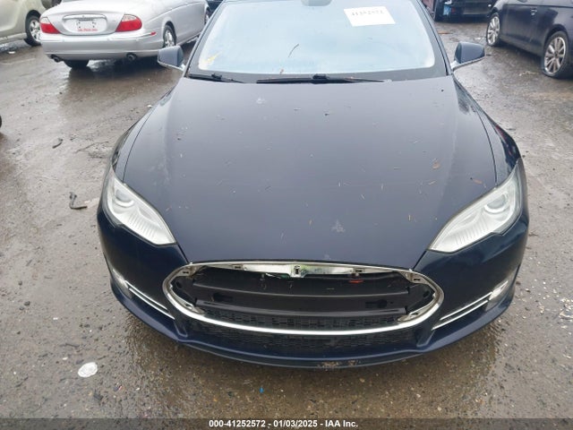 2013 TESLA MODEL S 5YJSA1CN9DFP12873 Photo 9