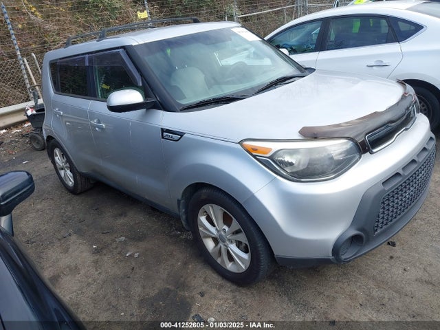 KIA SOUL + 2015 KNDJP3A59F7784383 Image 1