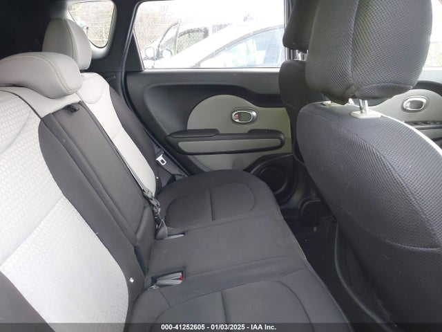 KIA SOUL + 2015 KNDJP3A59F7784383 Image 8