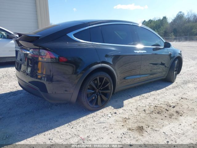 2018 TESLA MODEL X 5YJXCBE23JF104397 Photo 3