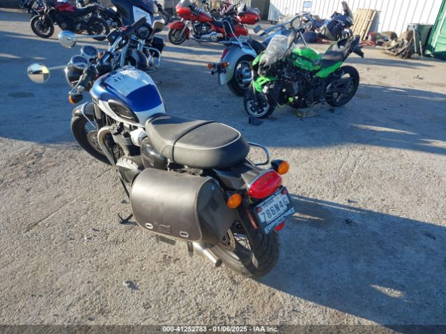 2022 TRIUMPH MOTORCYCLE BONNEVILLE SMTD10G76NTAF2840 Photo 2