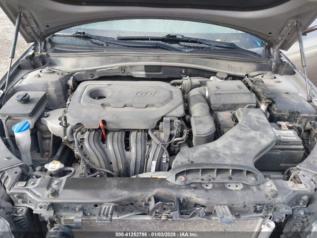 41252788 :رقم المزاد ، 5XXGU4L33HG158438 vin ، 2017 Kia Optima Ex مزاد بيع