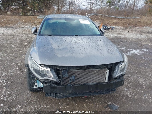 41252788 :رقم المزاد ، 5XXGU4L33HG158438 vin ، 2017 Kia Optima Ex مزاد بيع