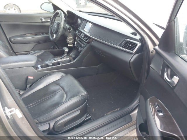 41252788 :رقم المزاد ، 5XXGU4L33HG158438 vin ، 2017 Kia Optima Ex مزاد بيع