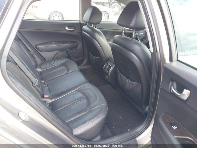 41252788 :رقم المزاد ، 5XXGU4L33HG158438 vin ، 2017 Kia Optima Ex مزاد بيع
