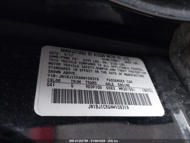JN1BJ1CR4HW109319 Nissan Rogue Sport S