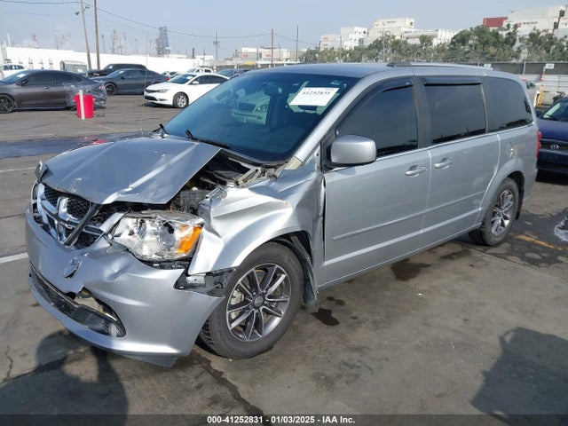 Dodge Grand Caravan Sxt 2017 2C4RDGCG0HR825714 Image 2