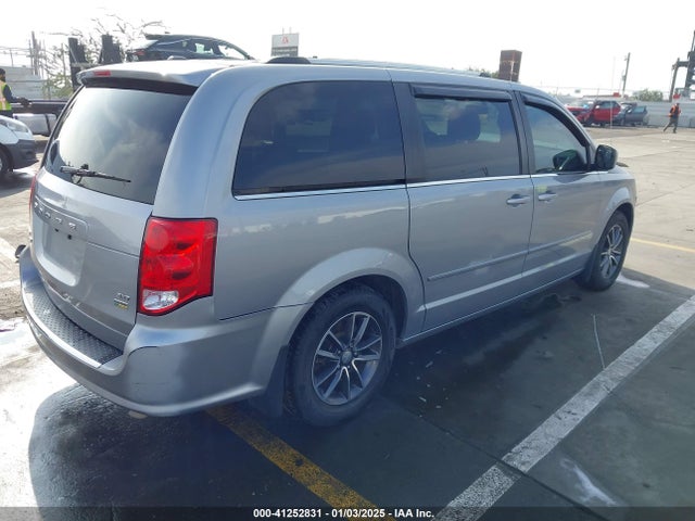 Dodge Grand Caravan Sxt 2017 2C4RDGCG0HR825714 Image 4