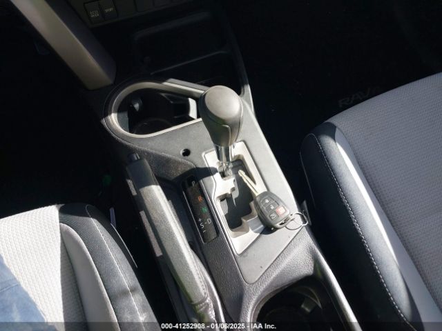 2T3WFREV4GW265592 Toyota Rav4 Xle
