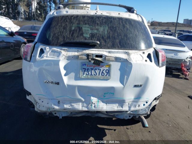 2T3WFREV4GW265592 Toyota Rav4 Xle