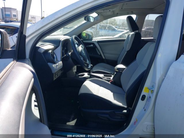 2T3WFREV4GW265592 Toyota Rav4 Xle