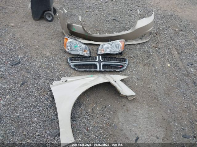 2C7WDGCG4ER471665 Dodge Grand Caravan Sxt