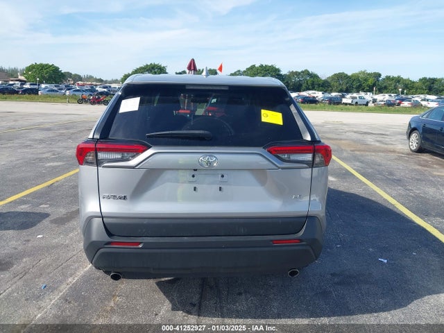 Toyota RAV4 LE 2023 2T3H1RFV4PW283550 Image 16
