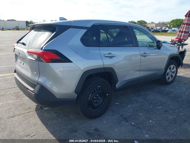 Toyota RAV4 LE 2023 2T3H1RFV4PW283550 Image 4
