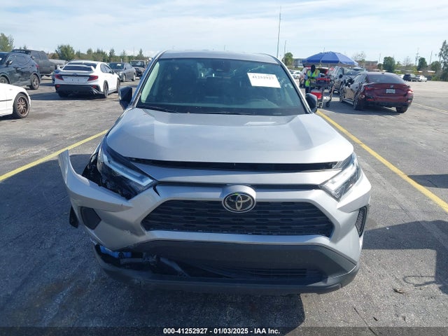 Toyota RAV4 LE 2023 2T3H1RFV4PW283550 Image 6