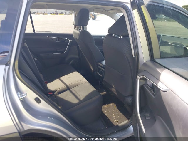 Toyota RAV4 LE 2023 2T3H1RFV4PW283550 Image 8