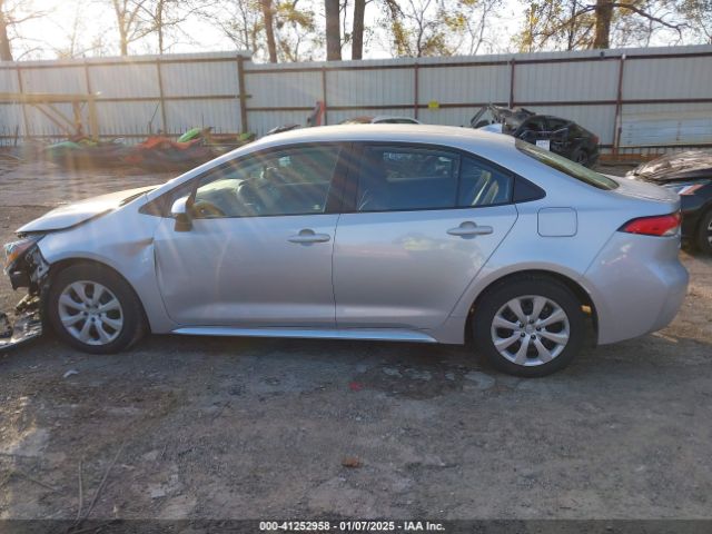 5YFB4MDE8PP067973 Toyota COROLLA LE