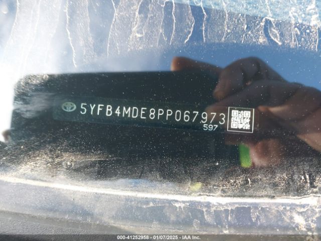 5YFB4MDE8PP067973 Toyota COROLLA LE