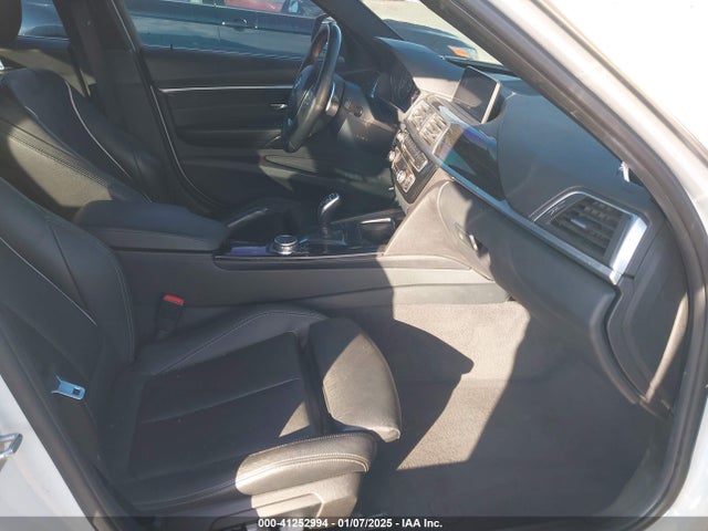 BMW 330I 2017 WBA8B9G5XHNU48471 Image 5