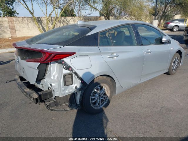 JTDKARFP3L3152954 Toyota Prius Prime Le